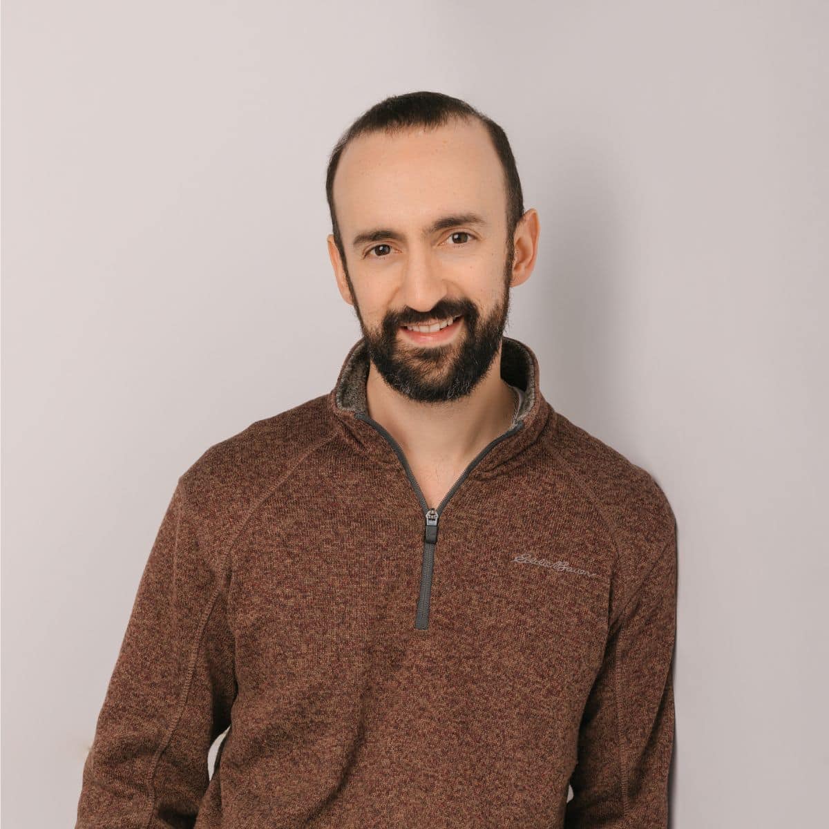 Head shot of Kyle Belanger