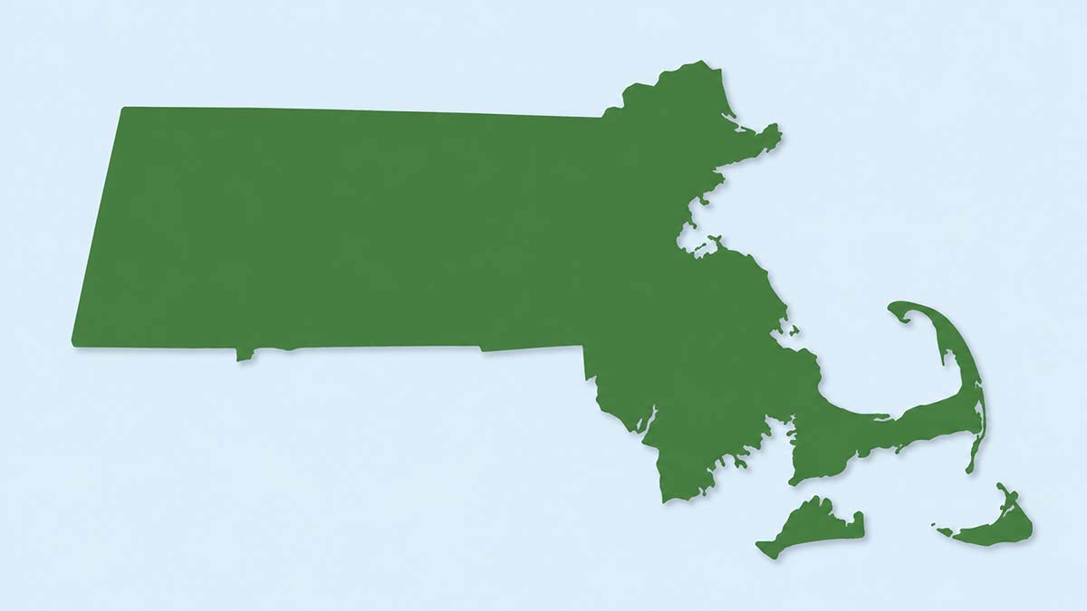 Green map of Massachusetts illustrating the Stretch Energy Code and statewide building energy code requirements for new construction.